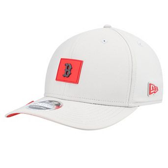 Men's New Era Gray Boston Red Sox 2026 Clubhouse 9SEVENTY Adjustable Hat