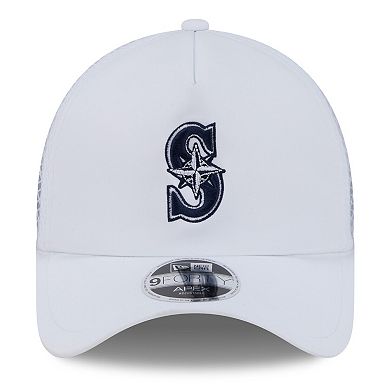 Men's New Era White Seattle Mariners 2026 Batting Practice Apex 9FORTY Adjustable Trucker Hat