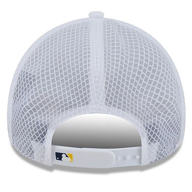 Men's New Era White Milwaukee Brewers 2026 Batting Practice Apex 9FORTY Adjustable Trucker Hat