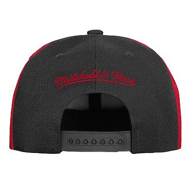Youth Mitchell & Ness Red Chicago Blackhawks Mascot Snapback Hat