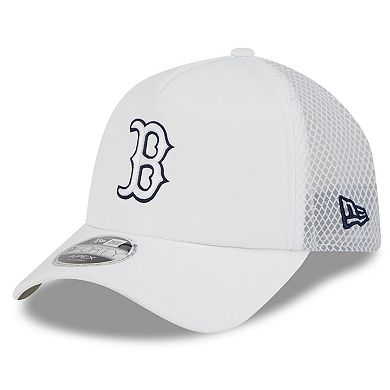 Men's New Era White Boston Red Sox 2026 Batting Practice Apex 9FORTY Adjustable Trucker Hat