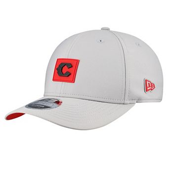 Men's New Era Gray Cincinnati Reds 2026 Clubhouse Alternate 39THIRTY Flex Hat