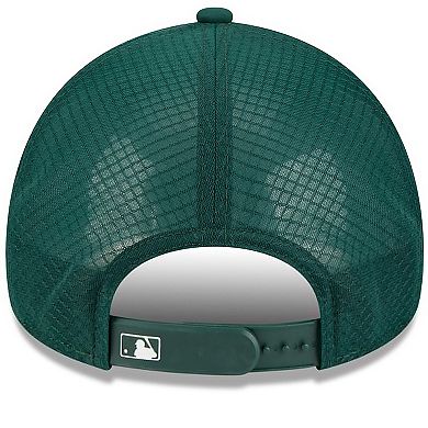 Men's New Era Green Athletics 2026 Batting Practice Alternate Apex 9FORTY Adjustable Hat