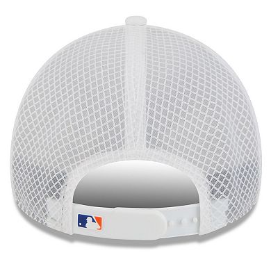 Men's New Era White New York Mets 2026 Batting Practice Apex 9FORTY Adjustable Trucker Hat