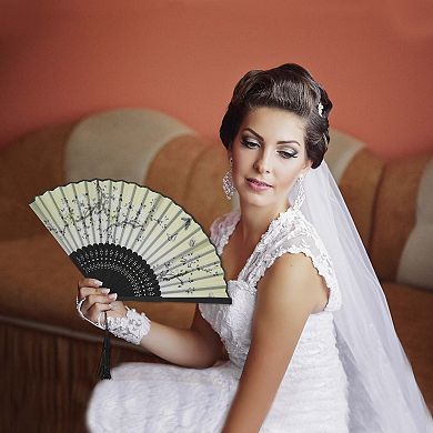 Ancient Style Folding Fan for Weddings and Parties 1Pc Light Green