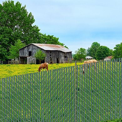Outdoor Chain Link Fence Slats for Backyard Privacy and Pet Enclosure