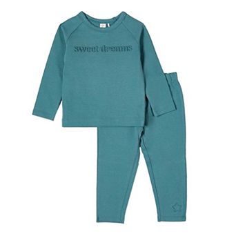 Big Kids 2 pc Kids "Sweet Dreams" Cotton Rich Fleece 3D Embossed Pajama Set