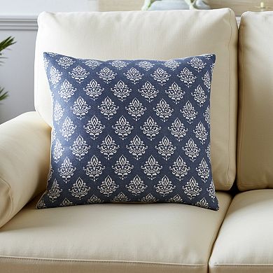 HomeRoots 20" Indigo And White Cotton Motif Throw Pillow
