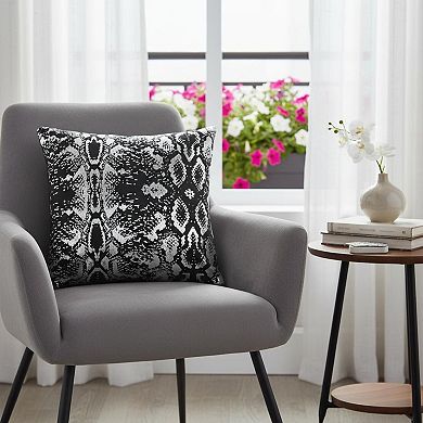 HomeRoots 20" X 20" Black And Silver 100% Cotton Animal Print Zippered Pillow