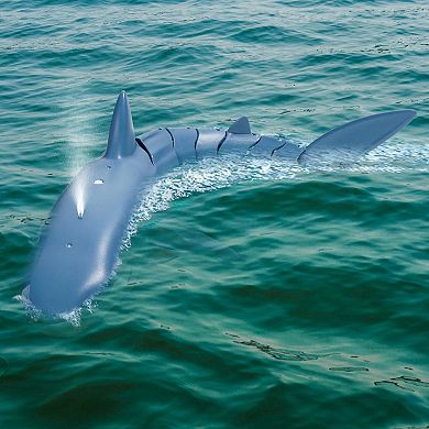 Remote Control Shark Toy for Water Play, Dual Batteries, Pool and Lake Use
