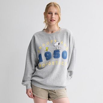 Juniors' Peanuts Snoopy & Woodstock Est. 1950 Oversized Graphic Pullover