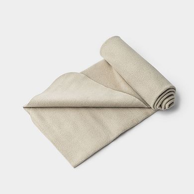 WeGym Suede Performance Towel with Magnetic Clip