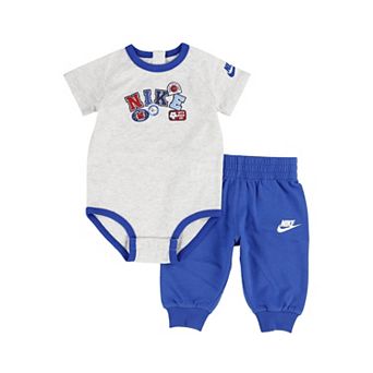 Baby Boys Nike Graphic Short Sleeve Bodysuit & Sweatpants 2 pc Set