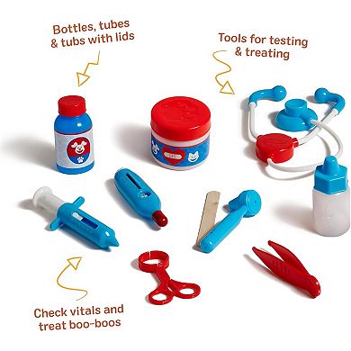 Pet Vet Play Set with Dog Cat Plushies and Doctor Kit