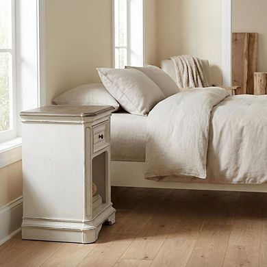 Antique Nightstand with Single Drawer and Elegant Finish