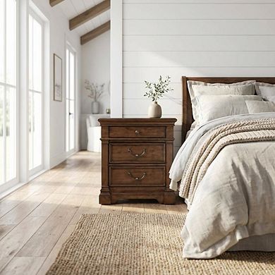 Nightstand with Charging Station and Traditional Style