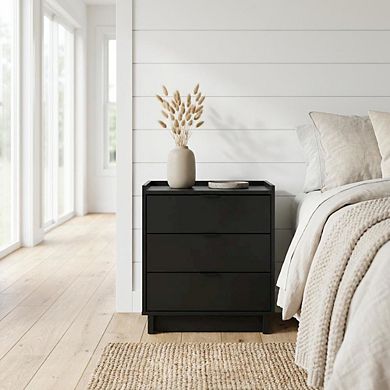 Nightstand with 3 drawers and modern rectangular design