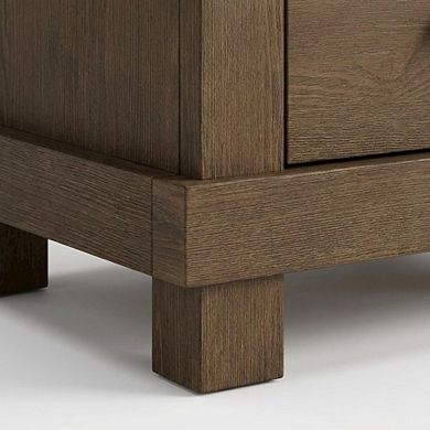 Nightstand with Classic Design and Solid Wood Finish