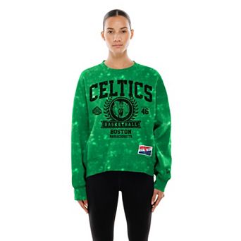 Women's New Era Kelly Green Boston Celtics Throwback Collection Mineral Wash Crewneck Sweatshirt