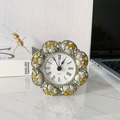 Silent Vintage Mini Table Clock, Hand-Painted Metal, Battery-Operated, Non-Ticking