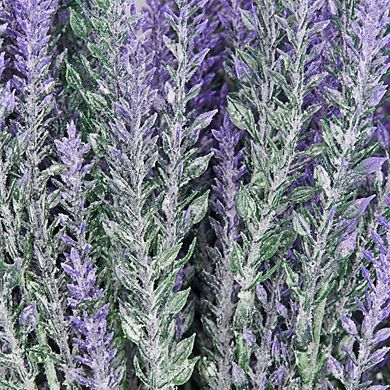Weather-Resistant Realistic Artificial Lavender Stems for Outdoor and Wedding Decor.