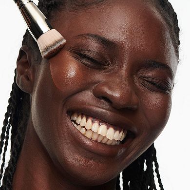 170 Synthetic Rounded Slant Brush for Buffing and Blending Liquid/Cream Foundation