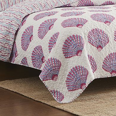 Avanti Scallop Shell Reversible Quilt Set