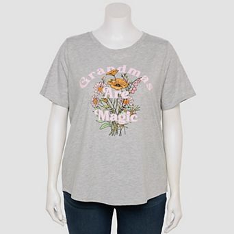 Women's Grandmas Are Magic Graphic Tee