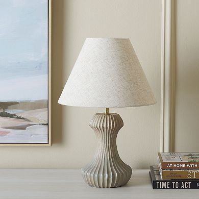 Safavieh Cosmea Table Lamp