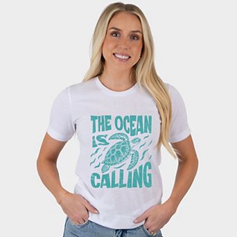 The Ocean Is Calling Turtle - Women's Short Sleeve Graphic T-Shirt