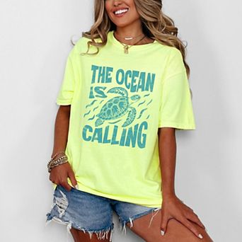The Ocean Is Calling Turtle - Women's Garment Dyed Graphic T-Shirt