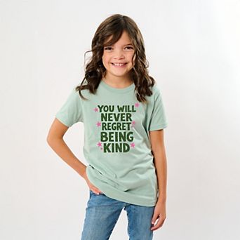 You Will Never Regret Being Kind Green - Youth Short Sleeve Graphic T-Shirt