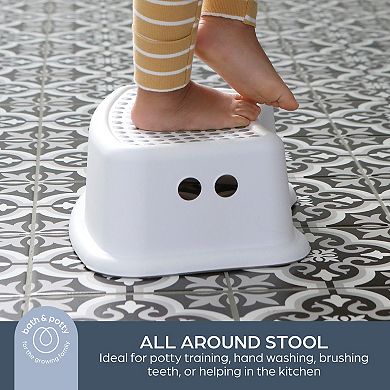 Dreambaby Toilet Training Seat & Non-Slip Step Stool Combo