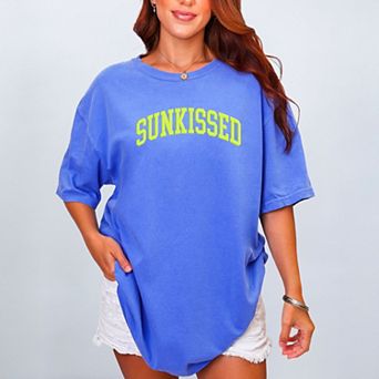 Sunkissed Varsity Arched Puff Print - Women's Garment Dyed Graphic T-Shirt