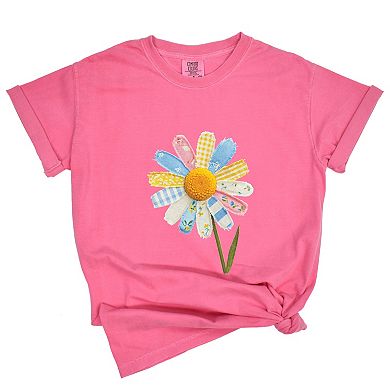 Daisy Faux Patchwork - Women's Garment Dyed Graphic T-Shirt