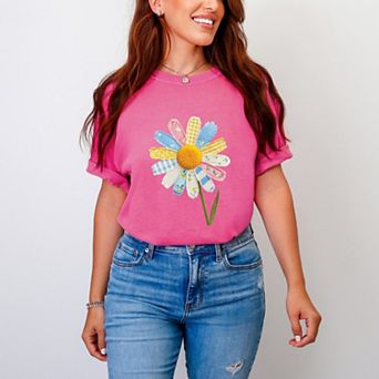 Daisy Faux Patchwork - Women's Garment Dyed Graphic T-Shirt