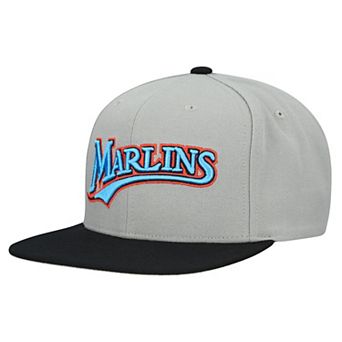Men's Mitchell & Ness Gray Florida Marlins Cooperstown Collection Basic Flip Snapback Hat