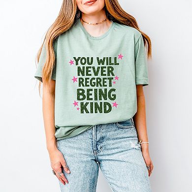 You Will Never Regret Being Kind Green - Women's Short Sleeve Graphic T-Shirt