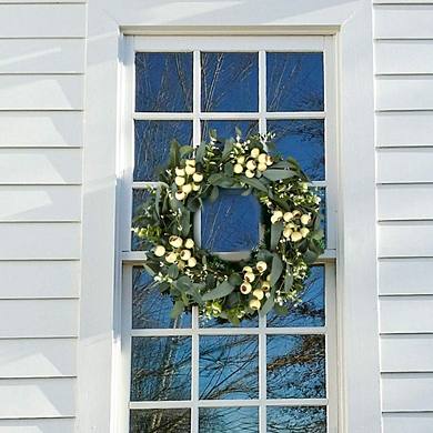 20-Inch Green Eucalyptus Wreath