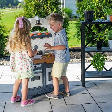 Step2 Garden Fresh Kitchen Play Set