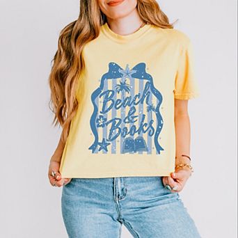 Beach & Books Blue - Women's Boxy Crop Top Graphic T-Shirt