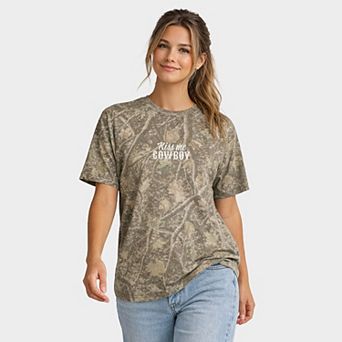 Embroidered Kiss Me Cowboy - Women's Heavyweight Crew