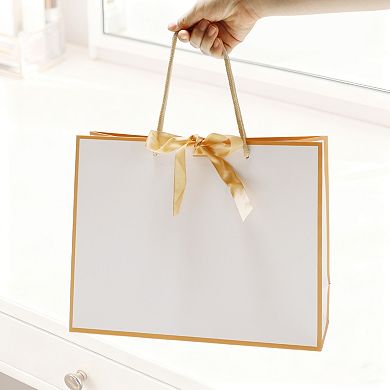 4Pcs Simple and Stylish Gift Bags Perfect for Any Occasion