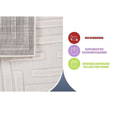 Geometric High-Low Area Rug - 6'7"x9'