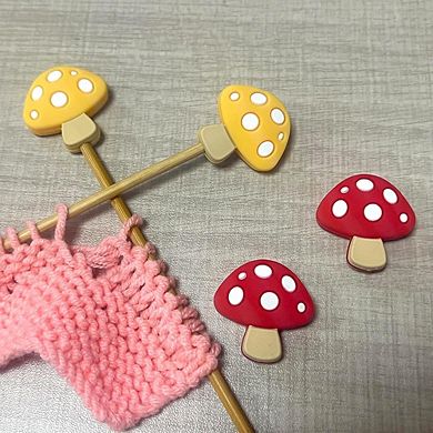 4PCS Mushroom Knitting Needle Stoppers Point Protectors for 2.75mm9mm Needles