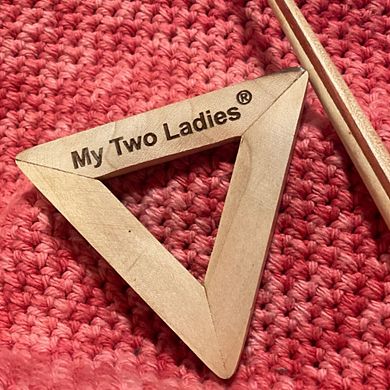 Triangular Shawl Pin w/stick