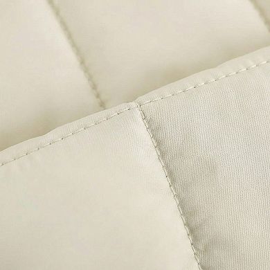 Women's Quilted Sports Duffle Bag with Adjustable Shoulder Strap Multi Pocket Storage