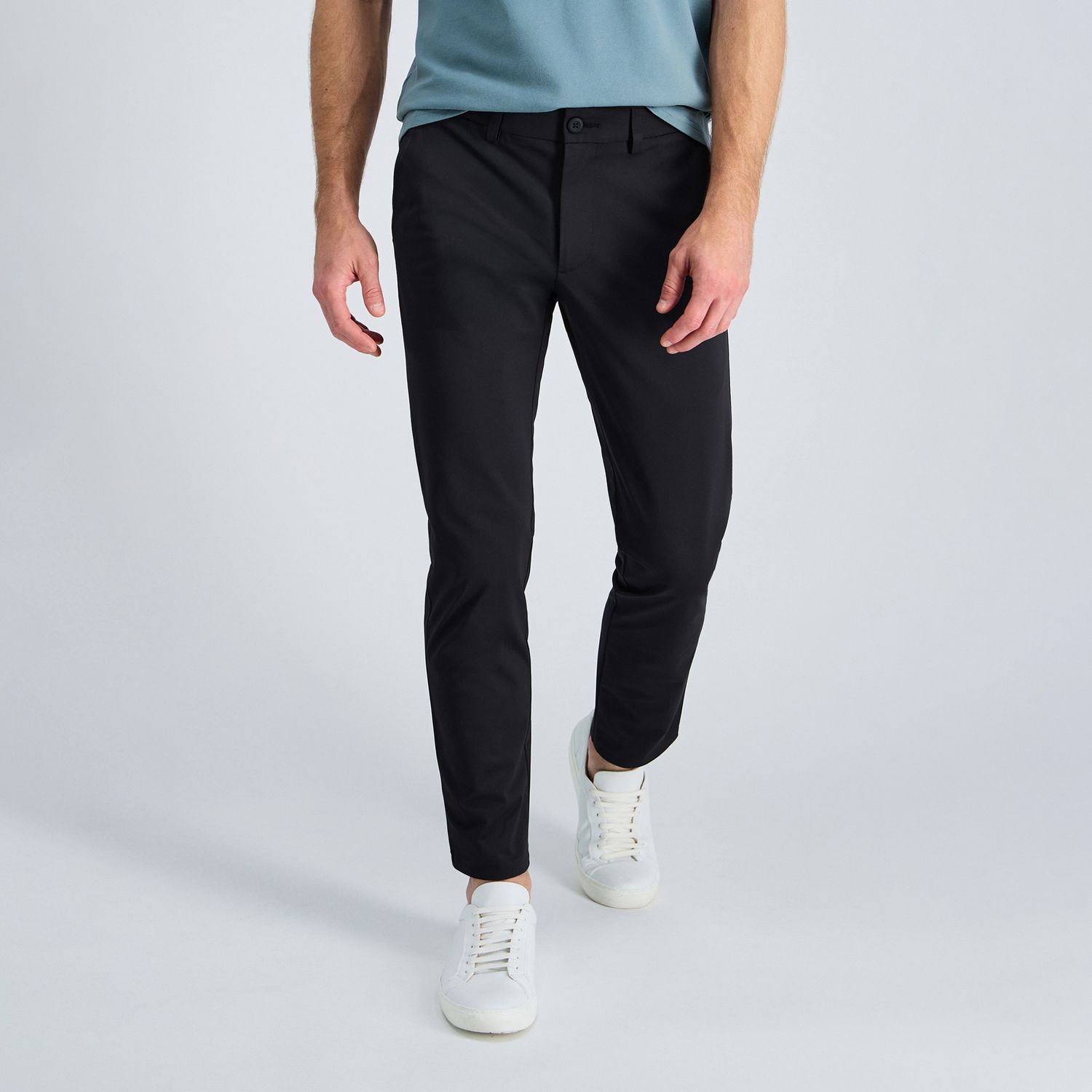Мужские брюки Haggar Sport Travel Performance Straight Fit Flat Front, цвет: Чёрный — фото 1