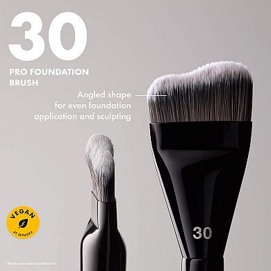 PRO Foundation Brush #30
