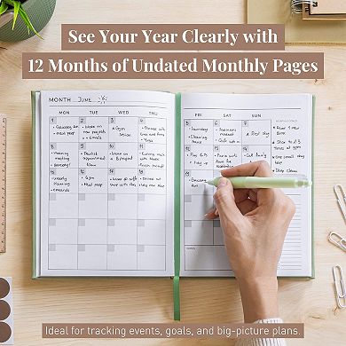 Rileys Undated Daily Planner 8 x 6 in, Agenda Book, Journal with Goal & Habit Tracker